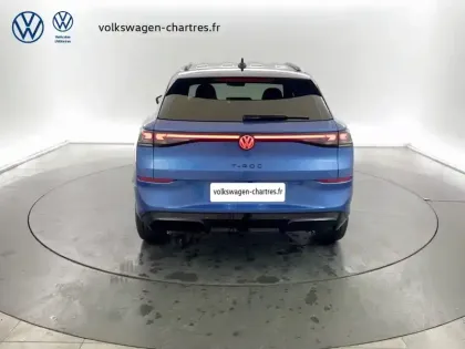 Photo 3 Volkswagen T-roc  1.5 eTSI EVO2 Hybrid 150 ch DSG7