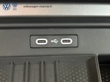 Photo 17 Volkswagen T-roc  1.5 eTSI EVO2 Hybrid 150 ch DSG7