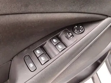 Photo 23 Opel Crossland  1.2 Turbo 110 ch BVM6