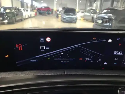 Photo 10 Peugeot 3008  Hybrid 145 e-DCS6