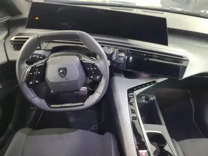 Photo 9 Peugeot 3008  Hybrid 145 e-DCS6