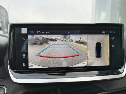 Photo 14 Peugeot 208  Hybrid 110 e-DCS6