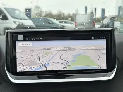 Photo 19 Peugeot 208  Hybrid 110 e-DCS6