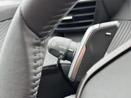 Photo 39 Peugeot 208  Hybrid 110 e-DCS6