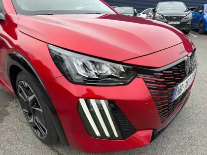 Photo 15 Peugeot 208  Hybrid 110 e-DCS6