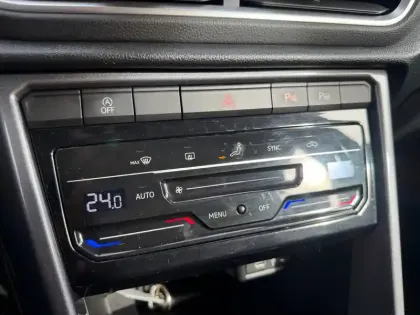 Photo 42 Volkswagen T-roc  1.5 TSI EVO 150 Start/Stop DSG7