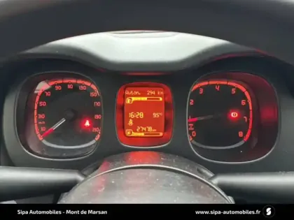 Photo 12 Fiat Panda  1.0 70 ch Hybride BSG S/S