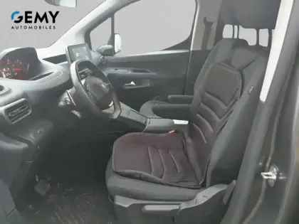 Photo 8 Peugeot Rifter  Standard PureTech 130 S&S EAT8