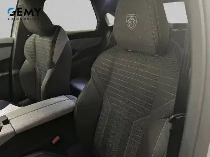 Photo 8 Peugeot 3008  Hybrid 145 e-DCS6