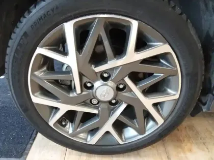 Photo 33 Hyundai Kona  1.6 GDi Hybrid