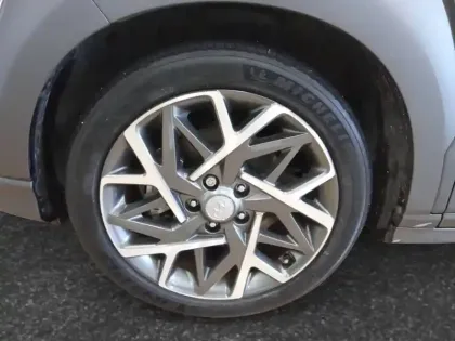 Photo 13 Hyundai Kona  1.6 GDi Hybrid