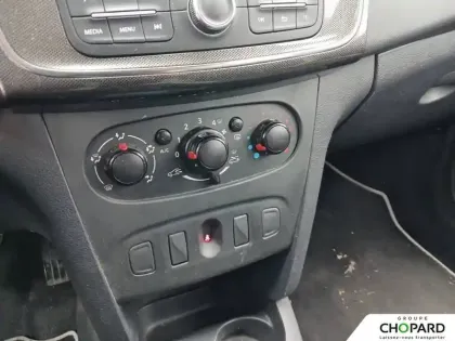Photo 12 Dacia Sandero  SCe 75