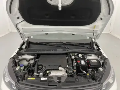 Photo 54 Peugeot 2008  PureTech 130 S&S EAT8