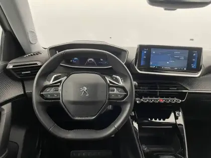 Photo 55 Peugeot 2008  PureTech 130 S&S EAT8