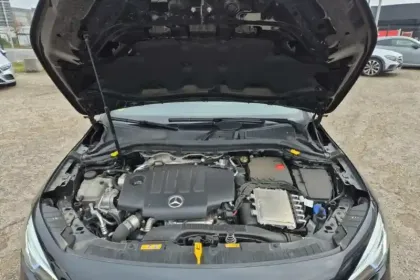 Photo 15 Mercedes GLA  200 d 8G-DCT