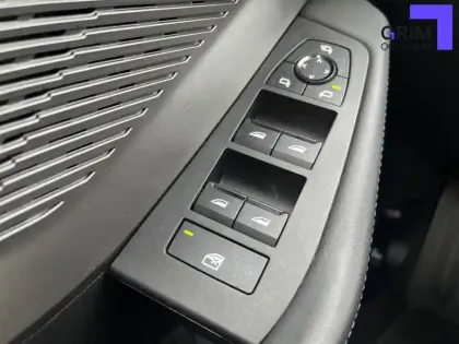 Photo 20 BMW Serie 1 120 170 ch DKG7