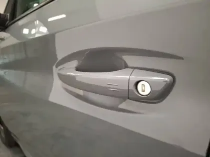 Photo 26 Peugeot 208  PureTech 100 S&S BVM6