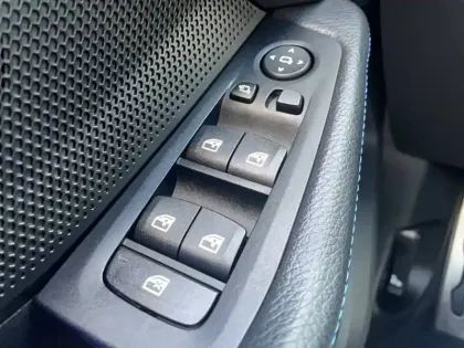 Photo 126 BMW Serie 1 128ti 265 ch BVA8