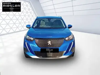 Photo 1 Peugeot 2008  PureTech 130 S&S EAT8