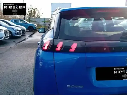 Photo 16 Peugeot 2008  PureTech 130 S&S EAT8