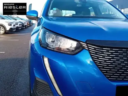 Photo 15 Peugeot 2008  PureTech 130 S&S EAT8