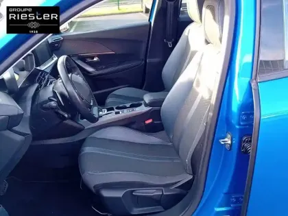 Photo 10 Peugeot 2008  PureTech 130 S&S EAT8