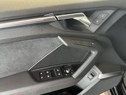 Photo 10 Audi A3 RS3 Sportback 2.5 TFSI 400 S tronic 7 Quattro