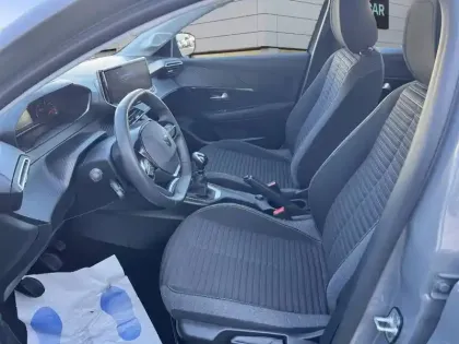 Photo 8 Peugeot 208  PureTech 100 S&S BVM6