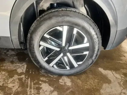 Photo 10 Peugeot 2008  PureTech 100 S&S BVM6