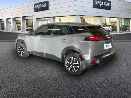 Photo 6 Peugeot 2008  PureTech 100 S&S BVM6