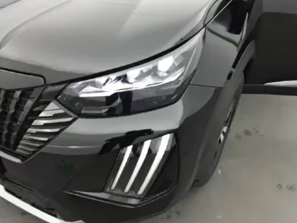 Photo 15 Peugeot 2008  Hybrid 145 e-DCS6