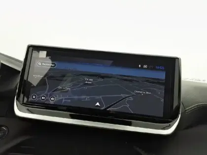 Photo 22 Peugeot 2008  Hybrid 145 e-DCS6