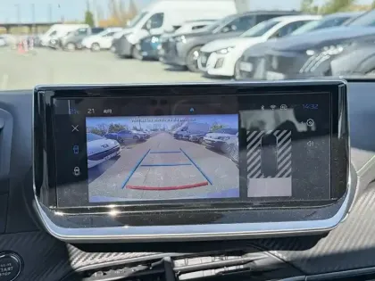 Photo 57 Peugeot 2008  Hybrid 145 e-DCS6