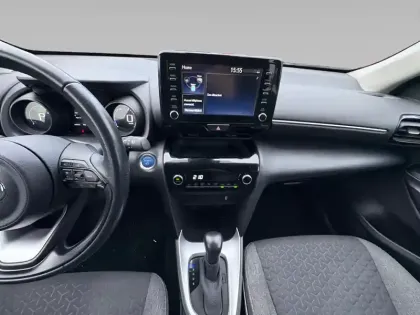 Photo 12 Toyota Yaris Gén. I Ph1 NG Design 5