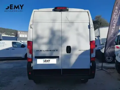 Photo 37 Peugeot Boxer  FGN TOLE 3.5 T L2H2 140 S&S BVA8