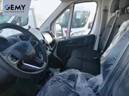 Photo 39 Peugeot Boxer  FGN TOLE 3.5 T L2H2 140 S&S BVA8