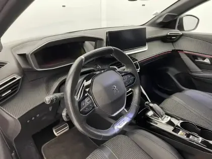 Photo 32 Peugeot 208  PureTech 130 S&S EAT8