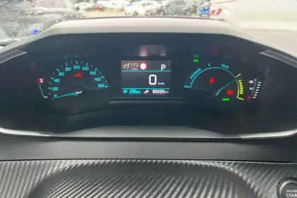 Photo 19 Peugeot 2008  Electrique 136 ch