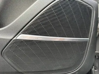 Photo 33 Audi Q8  50 TDI 286 Tiptronic 8 Quattro