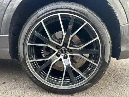 Photo 46 Audi Q8  50 TDI 286 Tiptronic 8 Quattro