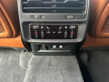 Photo 30 Audi Q8  50 TDI 286 Tiptronic 8 Quattro