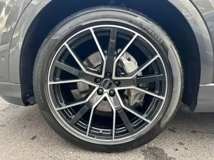 Photo 45 Audi Q8  50 TDI 286 Tiptronic 8 Quattro