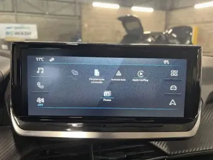 Photo 14 Peugeot 2008  PureTech 100 S&S BVM6