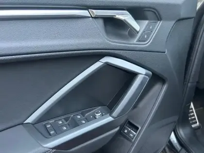 Photo 25 Audi Q3  Sportback 45 TFSIe  245 ch S tronic 6