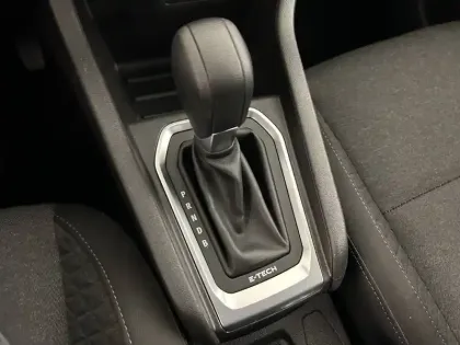 Photo 21 Renault Clio  SOCIETE E-TECH 140 - 21