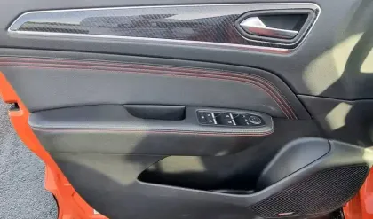 Photo 10 Renault Arkana  E-Tech 145