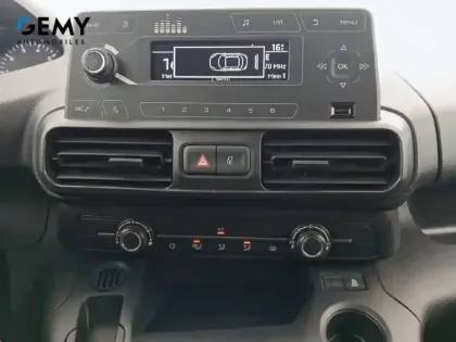 Photo 14 Peugeot Partner  FOURGON STANDARD 650 KG BLUEHDI 75 BVM5