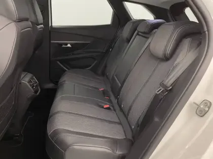 Photo 46 Peugeot 3008  Hybrid 225 e-EAT8