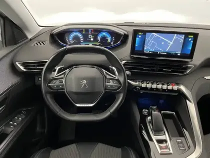 Photo 85 Peugeot 3008  Hybrid 225 e-EAT8