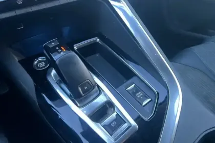 Photo 20 Peugeot 5008  BlueHDi 130ch S&S EAT8